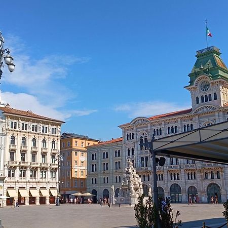 Casa Vacanze Trieste - Vista Piazza Unita 외부 사진