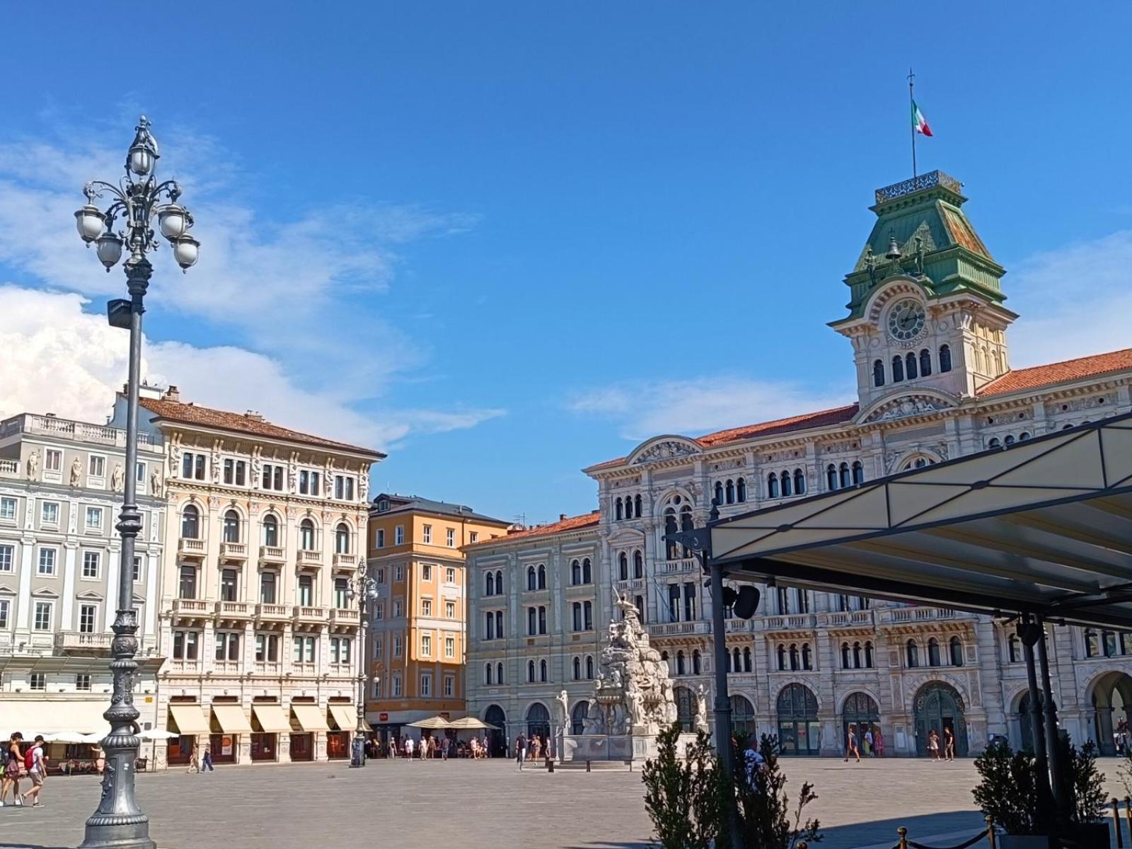 Casa Vacanze Trieste - Vista Piazza Unita 외부 사진
